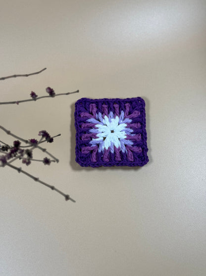 Mosaic Bloom Granny Square in English and Spanish