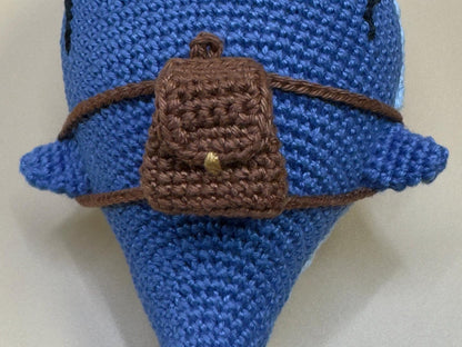 Mr. Magellan - The Whale in English, Spanish and German